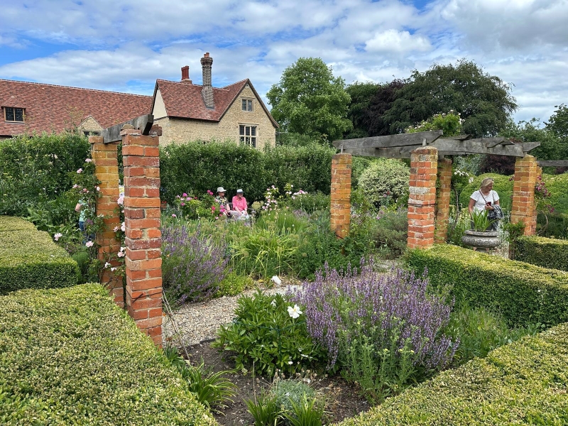 Wheatley Manor